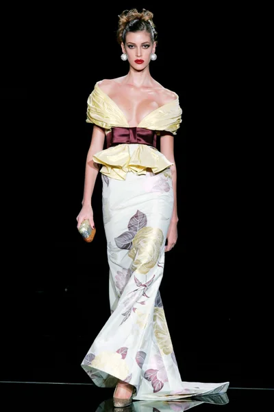 Look 24